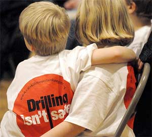 /frack_files/drillinisntsafekidtshirt.jpg