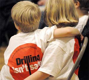 /frack_files/drillinisntsafekidtshirt.jpg